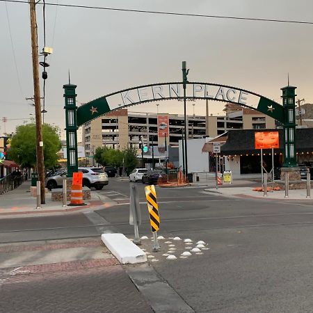 Stylish Basement Studio In Central El Paso - Very Spacious Exteriör bild