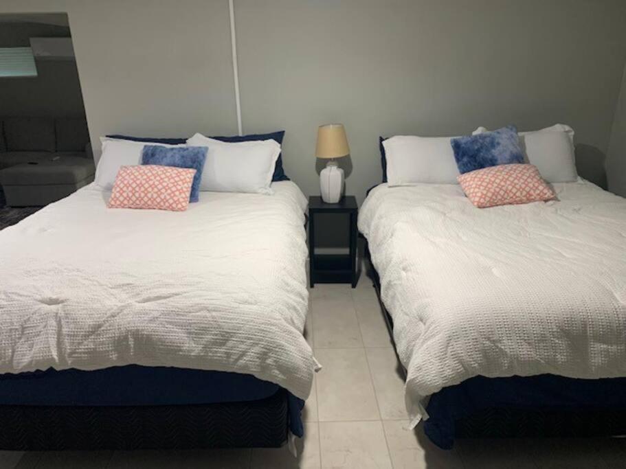 Stylish Basement Studio In Central El Paso - Very Spacious Exteriör bild