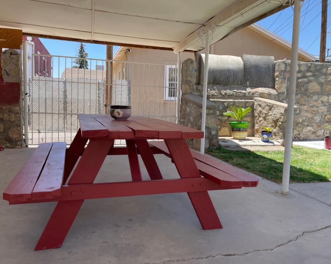 Stylish Basement Studio In Central El Paso - Very Spacious Exteriör bild